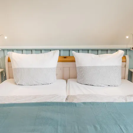 Martha-muller-graehlert-weg 6 8 * Zingst