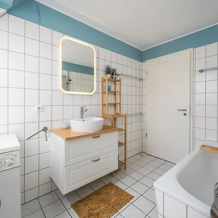 Martha-muller-graehlert-weg 6 8 Zingst