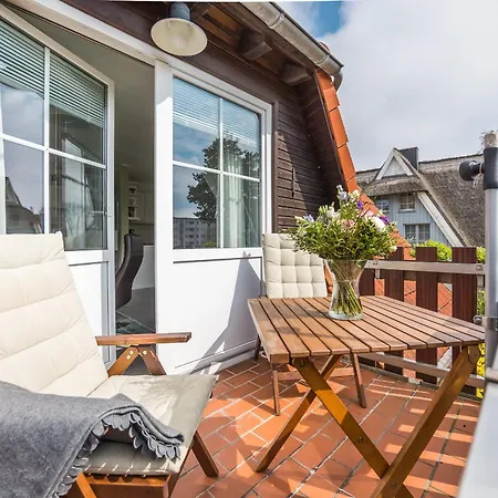 Martha-muller-graehlert-weg 6 8